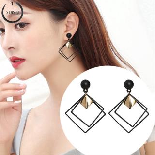 ต่างหูรูปทรงเรขาคณิตแบบ Ala Rhinestone แบบเจาะได้สำหรับผู้หญิง j735 B1