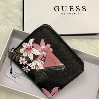 💯 New!! GUESS SHORT WALLET BAG🍭