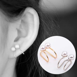 ต่างหูหนีบมินิมอล°° •  Pearls Ear cuff