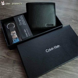 Calvin Klein Leather Credit Card Fold with Metai Clio Key Fob Set ของแท้ ราคาถูก