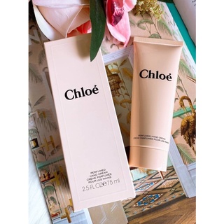 ครีมน้ำหอมทามือ CHLOE รุ่นโบว์ครีม ให้ความหอมติดผิว เช่นเดียวกันกับ รุ่น chloe edp ที่ให้ความชุ่มชื้นมีกลิ่นหอม