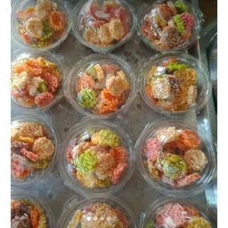 (ข้าวแต๋นจิ๋ว แผ่นข้าวแต๋นดิบหลากสี ถูกที่สุด พร้อมส่ง)🔥ข้าวแต๋นน้ำแตงโม แผ่นดิบ ขนาด 2 cm.(พอดีคำ6สี)