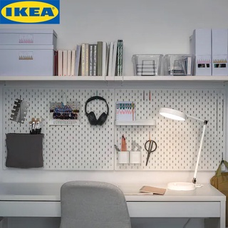 IKEA ORSALA โคมไฟ LED โต๊ะทำงาน สามารถชาร์จโทรศัพท์มือถือหรืออุปกรณ์อื่นๆ ผ่านช่องเสียบ USB ที่ติดตั้งมากับโคมไฟได้