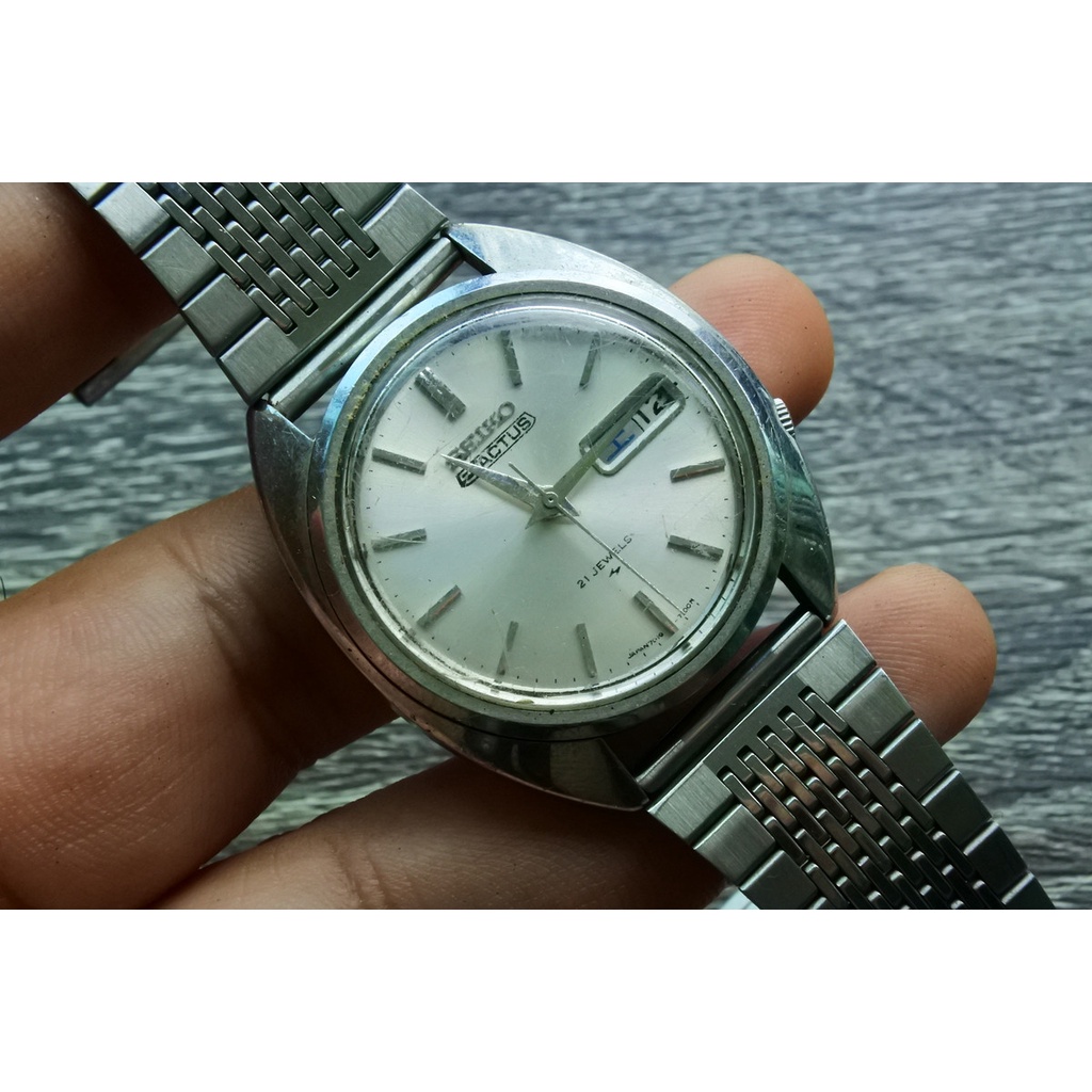 นาฬิกา Vintage มือสองญี่ปุ่น SEIKO 5 ACTUS ระบบ 7019-7080 AUTOMATIC ผู้ชาย ทรงกลม กรอบเงิน หน้าขาว หน้าปัด 25mm