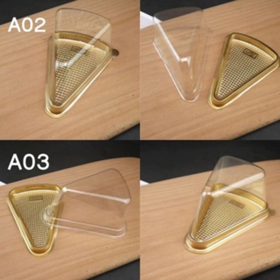 กล่องใส่เค็ก กล่องเค้กสามเหลี่ยมฐานสีทองA02/A03(50ชุด)