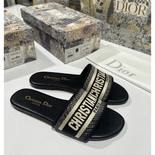 รองเท้า DiOR Original