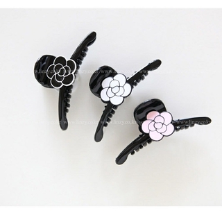 เครื่องประดับชั้นดีสาวเกาหลีคว้ากิ๊บหนีบFine jewelry Korean girl grabbing clip hairpin