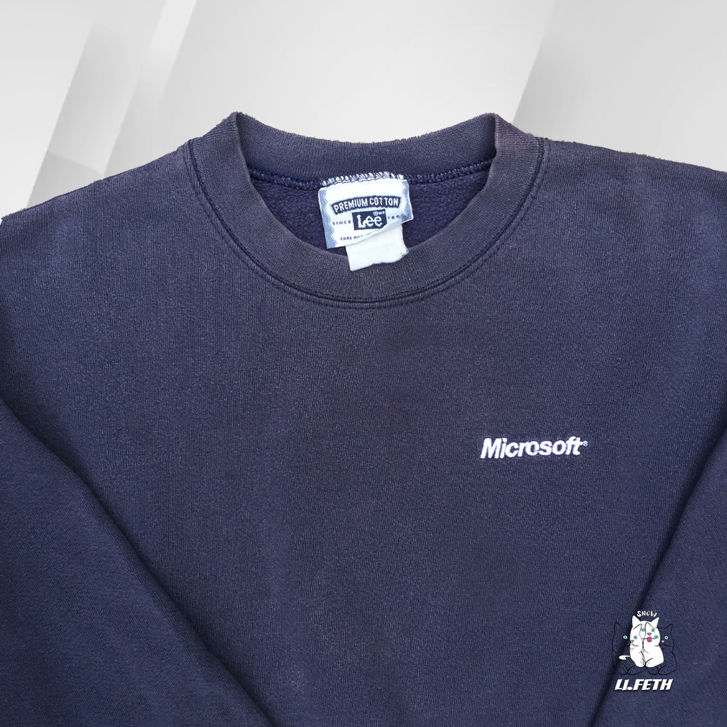 เสื้อสเวตเตอร์วินเทจ 90s USAมือสอง สีกรมท่า Vintage 90s Microsoft crew neck Lee Sport Brand Tag