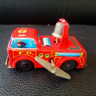 รถดับเพลิง​ FD Fire Engine Truck ไขลาน​ สังกะสี​ (มือสอง)​ งานT.T Takatoku​ Japan (ขนาด 10ซม.)