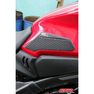 แผ่นกันลื่นข้างถัง GTR CB/CBR650R