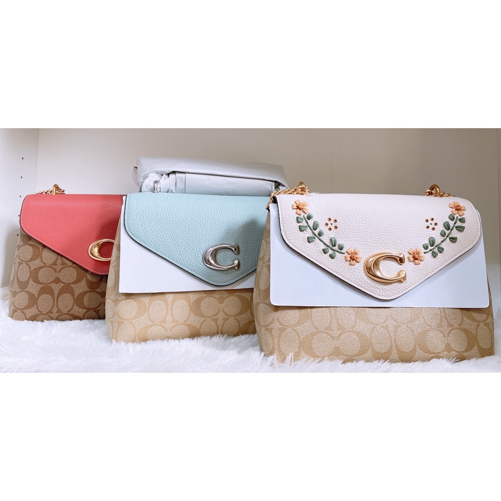 พร้อมส่งในไทย แท้ จากอเมกา Tammie Shoulder Bag In Signature Canvas