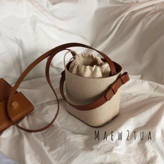 พร้อมส่ง กระเป๋าบัคเก็ตลายสาน