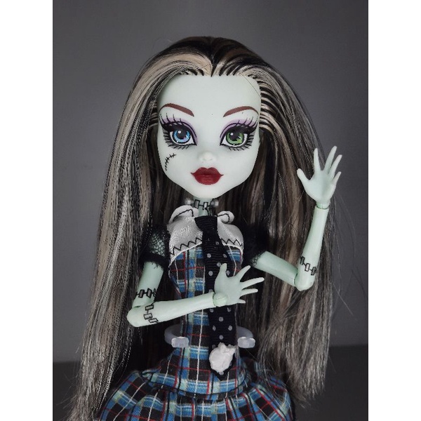 MONSTER HIGH DOLLS FRANKIE และ TORALEI