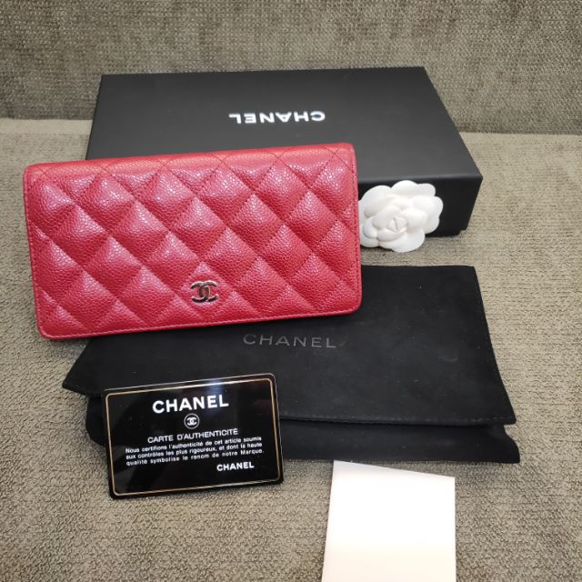 Chanel bifold wallet holo19