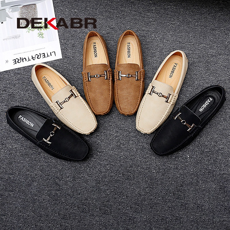 Dekarb รองเท้าโลฟเฟอร์ลําลอง หนังวัวแท้ น้ําหนักเบา กันลื่น หรูหรา ใส่สบาย แฟชั่นสําหรับผู้ชาย