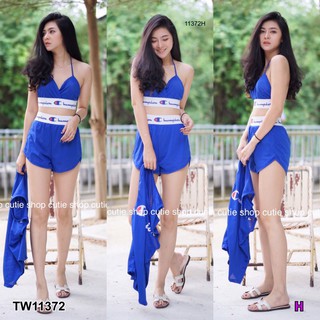 ชุดไปทะเล สงกรานต์ ชุดเซท บิกินนี่ ตอนรับหน้าร้อน Bikini บลาสายผูกคอ สีทูโทน +กางเกง แต่งแถบโลโก้ เสื้อกล้ามสกรีนลายแบรน