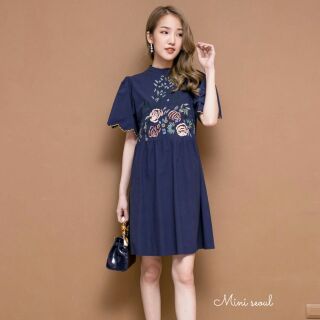 Back to stock!!!!! (hot)🔥🔥🔥  

Embroidery Floral Dress