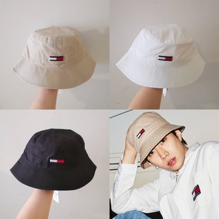 ของแท้💯หมวก Tommy bucket hat พร้อมส่ง