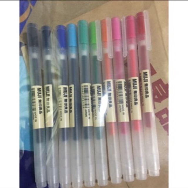 ปากกา MUJI แบบปลอก มี 9สี (ไม่มีสีชมพูเข้มค่ะ)