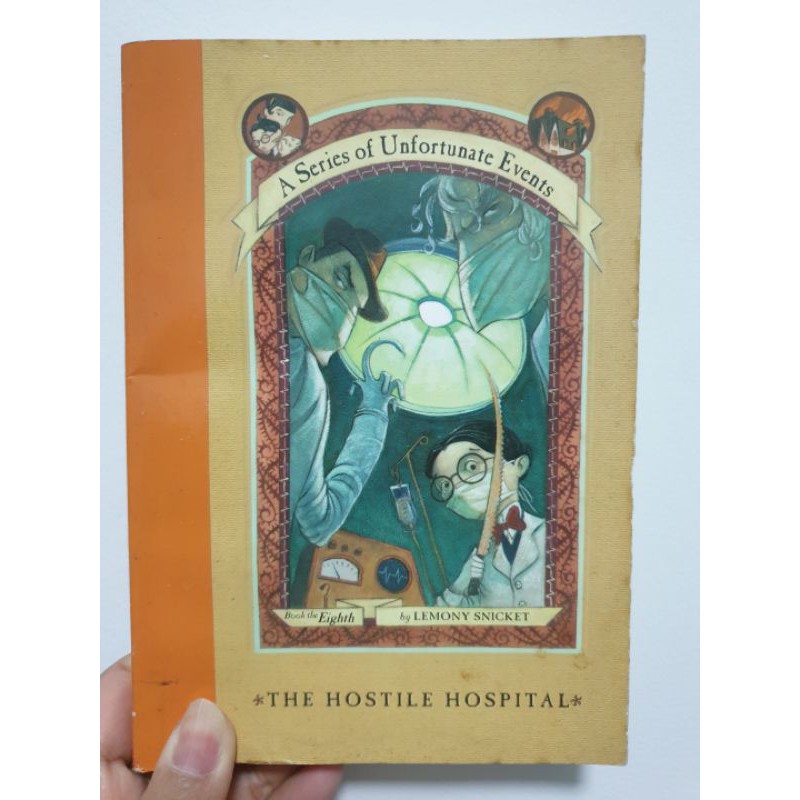 THE HOSTILE HOSPITAL (หนังสือมือสอง) **ภาษาอังกฤษ**