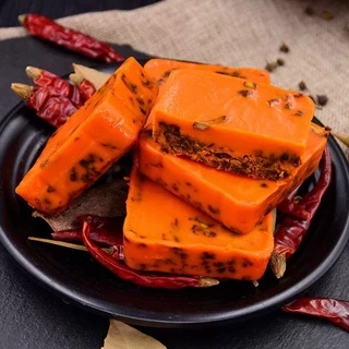 ซุปหม่าล่า ซอสพริกหม่าล่า （ 麻辣火锅底料60克 ）ขนาด 60g พร้อมส่ง เป็นซุปหม่าล่าสูตรเข้มข้นสำเร็จรูป ต้นตำรับแท้จากเสฉวน พริก