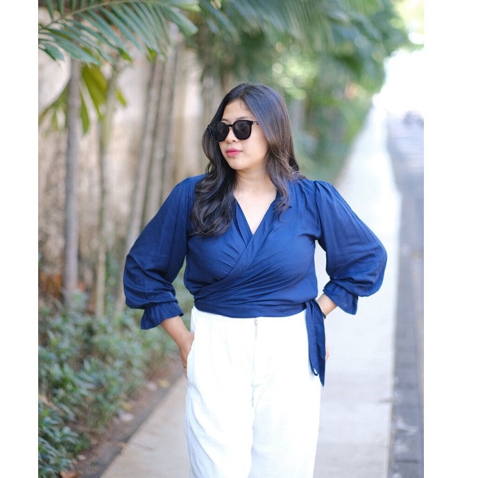 ALANA WRAP TOP******
