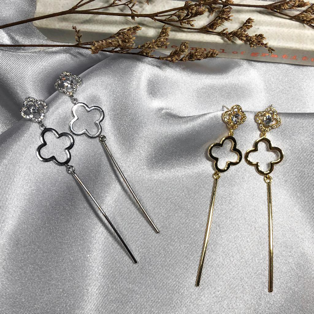 JW-073 FLOWER DIAMOND EARING / ต่างหู / ต่างหูเกาหลี / เครื่องประดับ / แฟชั่น