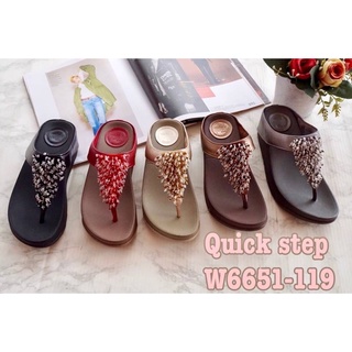 รองเท้าหูหนีบยี่ห้อquick step แต่งอะไหล่สวยงาม มีไซด์ 36 ถึง 40 สนใจอินบล็อคได้เลยค่ะ