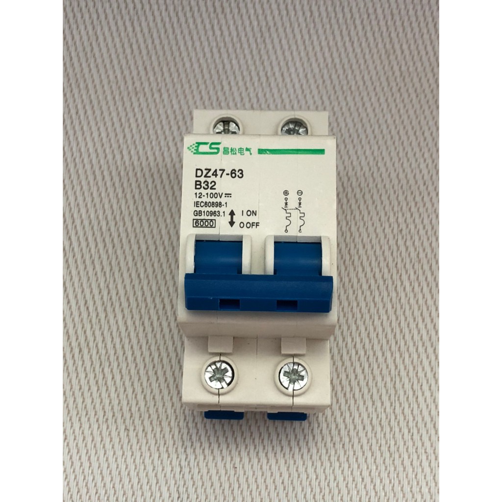 DC DZ47 2P circuit breaker DC 32A power switch protector For battery car And generator