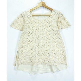เสื้อ ผ้าลูกไม้ คอตต้อนอย่างดี🌻 มีซับใน ทรงสวย🌼 แบรนด์ดี สีครีม 🍀Grove