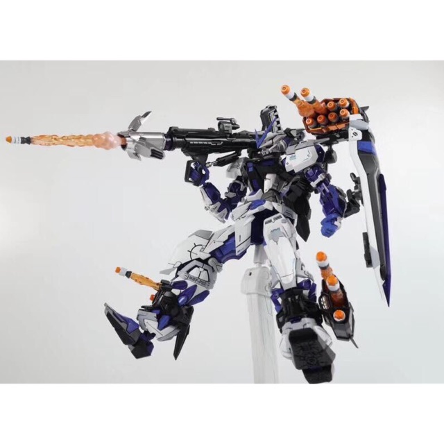MG 1/100 Astray Blue Frame w/Weapons (8810) [Daban]