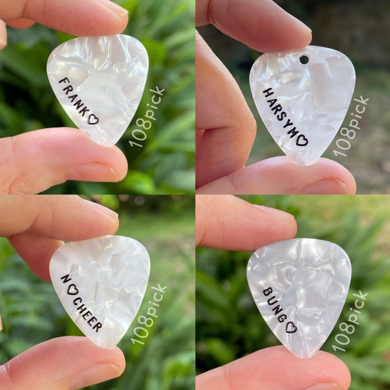 [แถมกล่องฟรี] สีขาวมุก ปิ๊กสลักชื่อ 108pick ปิ๊กกีตาร์สลักชื่อ