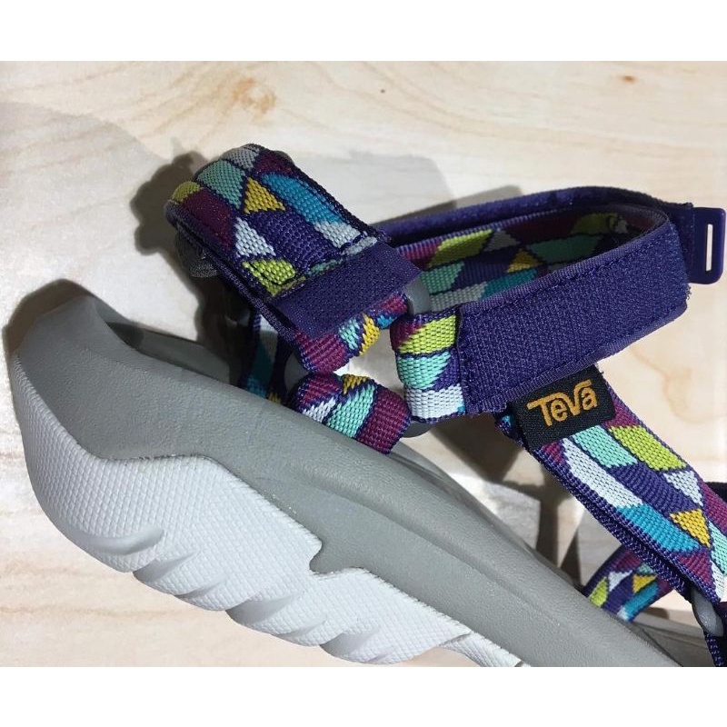 Teva (รุ่นใหม่) รองเท้ารัดส้นเดินป่า พร้อมส่ง📣📣