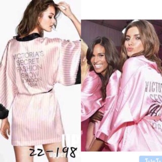 ชุดคลุม  victoria secret 2019