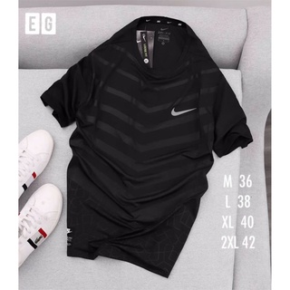 nike เสื้อยืดแขนสั้นออกกำลังกายผู้ชาย