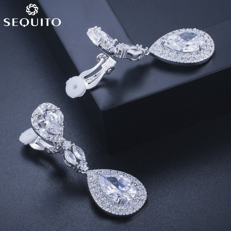 SEQUITO หรูหรางานแต่งงานคลิปบนต่างหู CZ คริสตัลเจ้าสาวต่างหูคุณภาพสูงสีขาว Gold Plated คลิปยาว Earing E042
