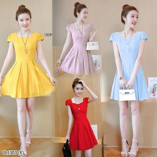 Dress เดรสสั้นคอเหลี่ยม