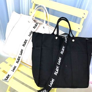 กระเป๋าสะพายไหล่ black label bag