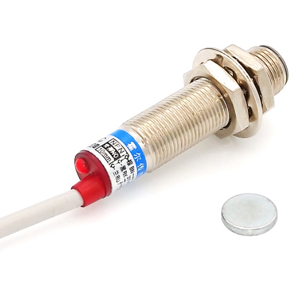 SZ 5 NJK-8002C NJK-8002D NJK-8002A NJK-8002B M12 แม่เหล็กสัญญาสวิทช์เซ็นเซอร์สินค้าเดิม