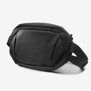 กระเป๋าวิ่งรุ่น Messenger KALENJI RUNNING MESSENGER SHOULDER BAG - BLACK