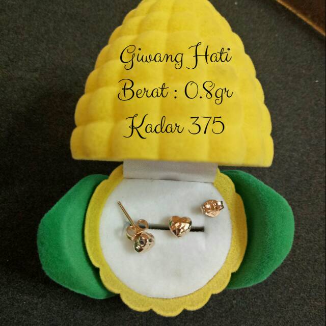 GOLD HEART-SHAPED EARRINGS เวท 0.8GR เกรด 375
