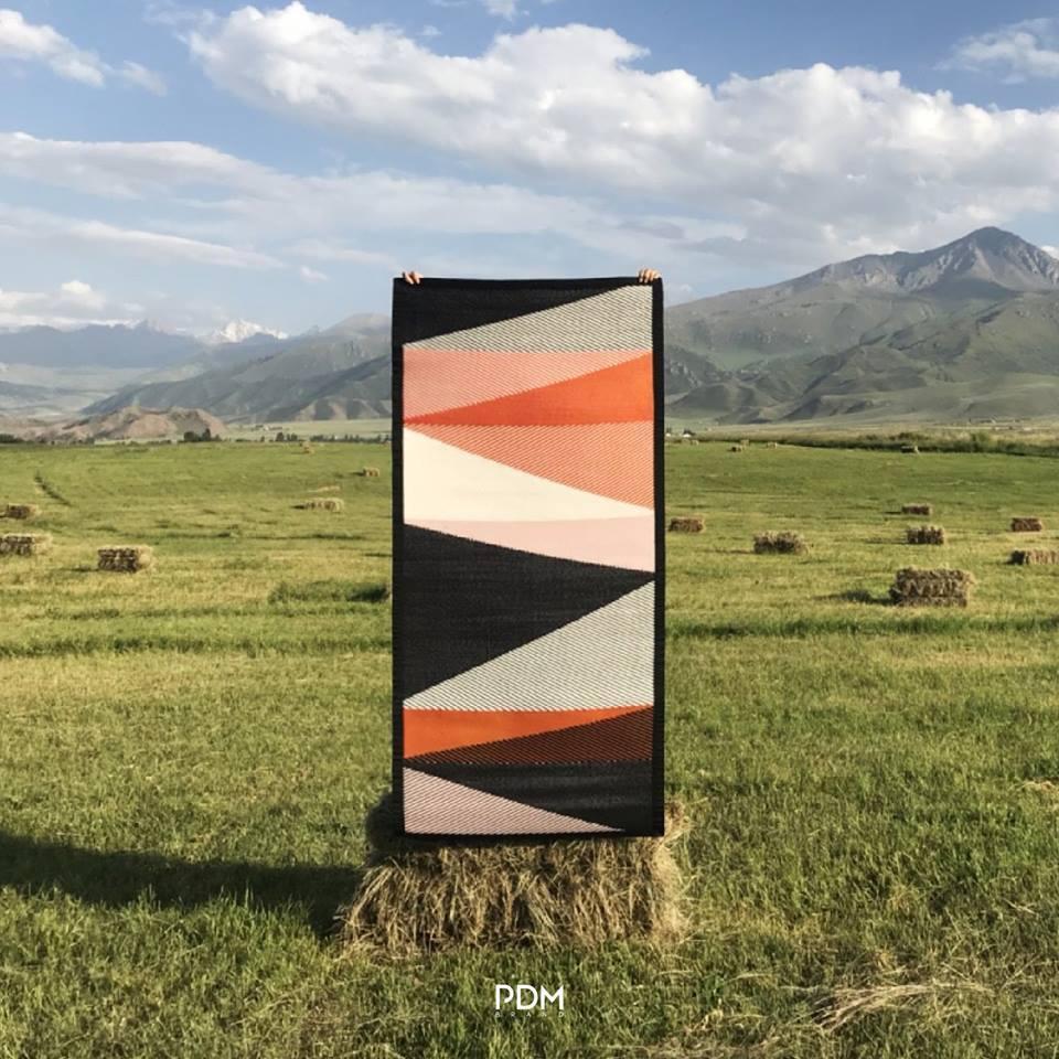 PDM เสื่ออเนกประสงค์ ลาย Muria (Black-Orange) Size S 90x200 cm.