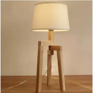 Triple legs table lamp โคมไฟตั้งโต๊ะไม้ Triple