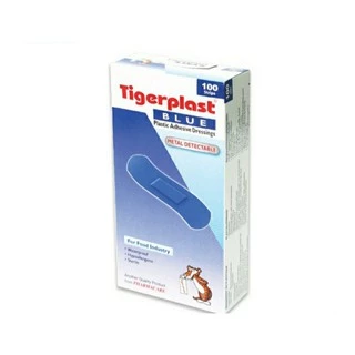 TIGERPLAST BLUE PLASTER กล่อง 100 ชิ้น (1กล่อง) พลาสเตอร์แบบตรวจจับโลหะ เหมาะสำหรับใช้ในอุตสาหกรรมอาหาร, เชฟ