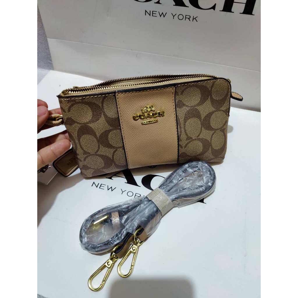 กระเป๋าคล้องมือ COACH 2ซิป กระเป๋าขนาด 7นิ้ว มาใหม่งานดี งานตรงปก  รูปถ่ายจากสินค้าจริง พร้อมส่ง