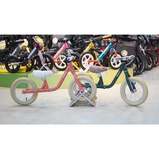 จักรยานขาไถ Bike8 modern classic balance bike