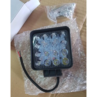 ไฟ LED ไฟสปอร์ตไลท์รถยนต์แต่ง แบบ LED 16 เม็ด ทรงสี่เหลี่ยม