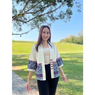 เสื้อคลุมผ้าฝ้าย แต่งผ้าพิมพ์ลาย แขนพองสวยๆ