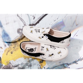 Vans Slip On Classic OG Ralph Steadman Bee White