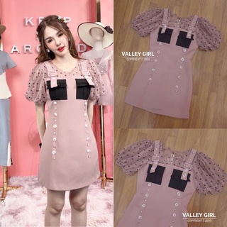 พร้อมส่ง 🌸 Valley girl Size L 🌈 เดรสเอี้ยมแขนสั้น สีชมพูหวาน แต่งกระเป๋าสีดำ ตรงอก น่ารักสุดๆ